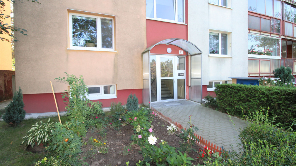 STUDENOHORSKÁ ul. - POVÔDNÝ STAV 1i BYT OTOČENÝ NA 2 SVETOVÉ STRANY.