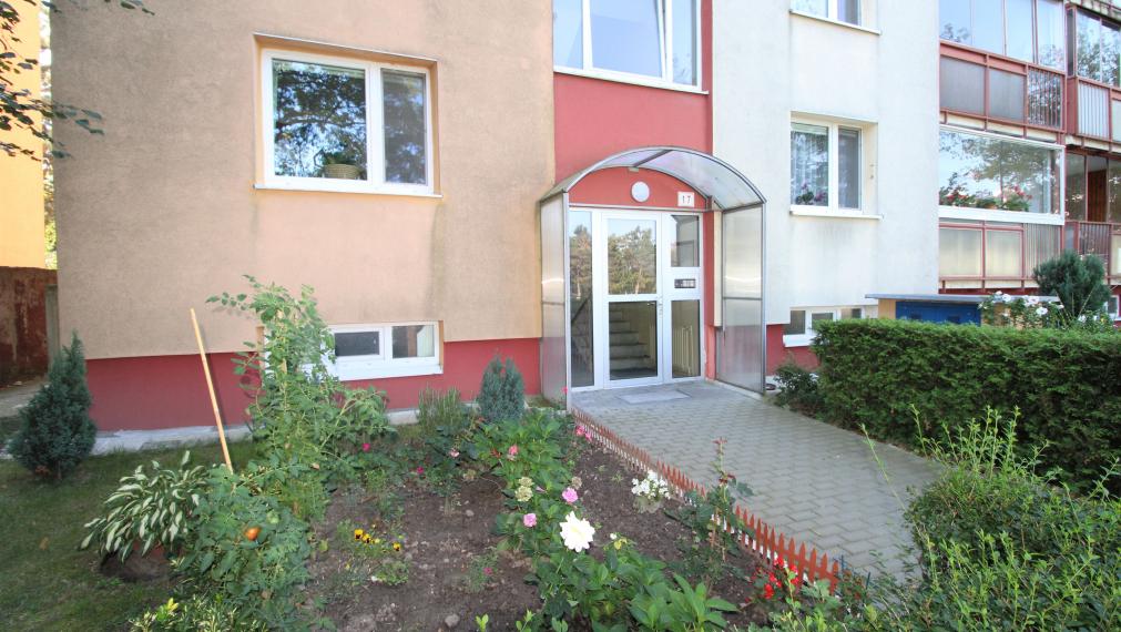 STUDENOHORSKÁ ul. - POVÔDNÝ STAV 1i BYT OTOČENÝ NA 2 SVETOVÉ STRANY