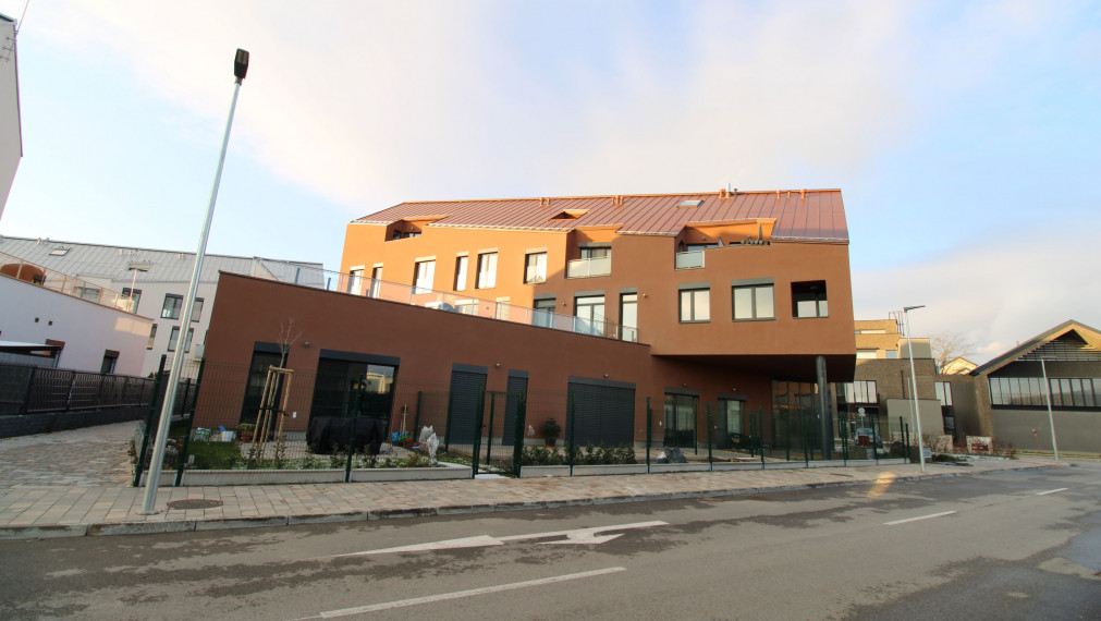 NOVOSTAVBA OPÁL - PODZEMNÉ PARKOVACIE STÁTIE