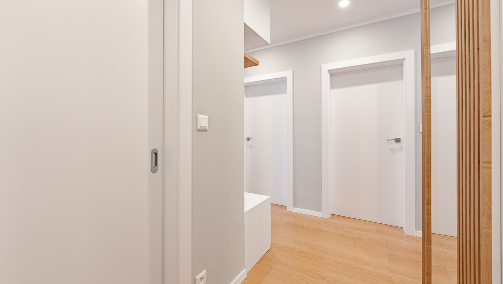 REZERVOVANÉ ! KRÁSNY ZREKONŠTRUOVANÝ 4i BYT - NEZÁBUDKOVA ul. - PIVNICA - LOGGIA