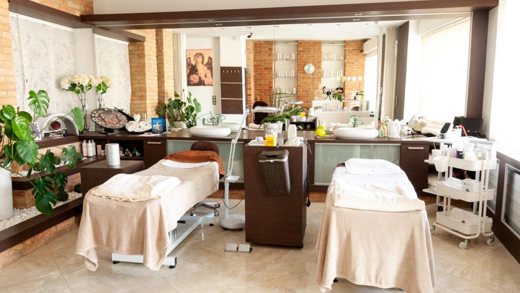 ZLATÉ KLASY - SAMOSTATNE STOJACI 8i RODINNÝ DOM - POLYFUNKČNÝ