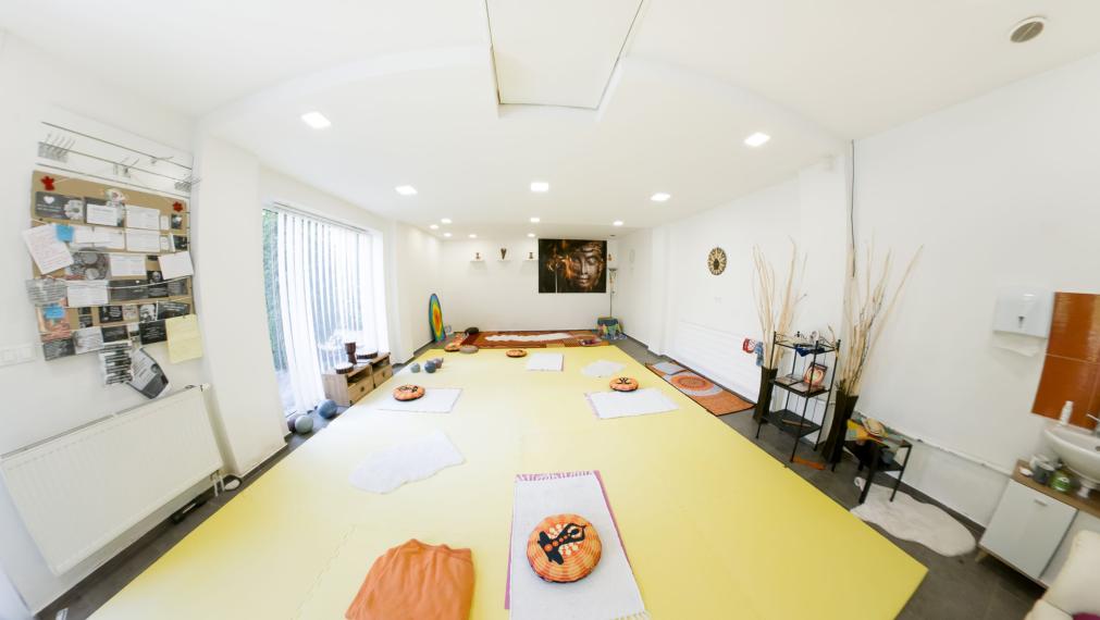 ZLATÉ KLASY - SAMOSTATNE STOJACI 8i RODINNÝ DOM - POLYFUNKČNÝ