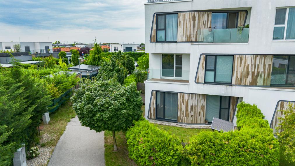 KRÁSNY 2i BYT V NOVOSTAVBE S PREDZÁHRADKOU - TRI VODY