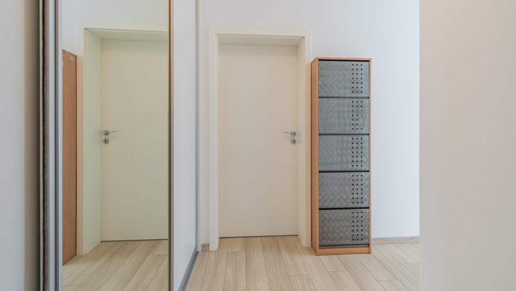 KRÁSNY 2i BYT V NOVOSTAVBE S PREDZÁHRADKOU - TRI VODY