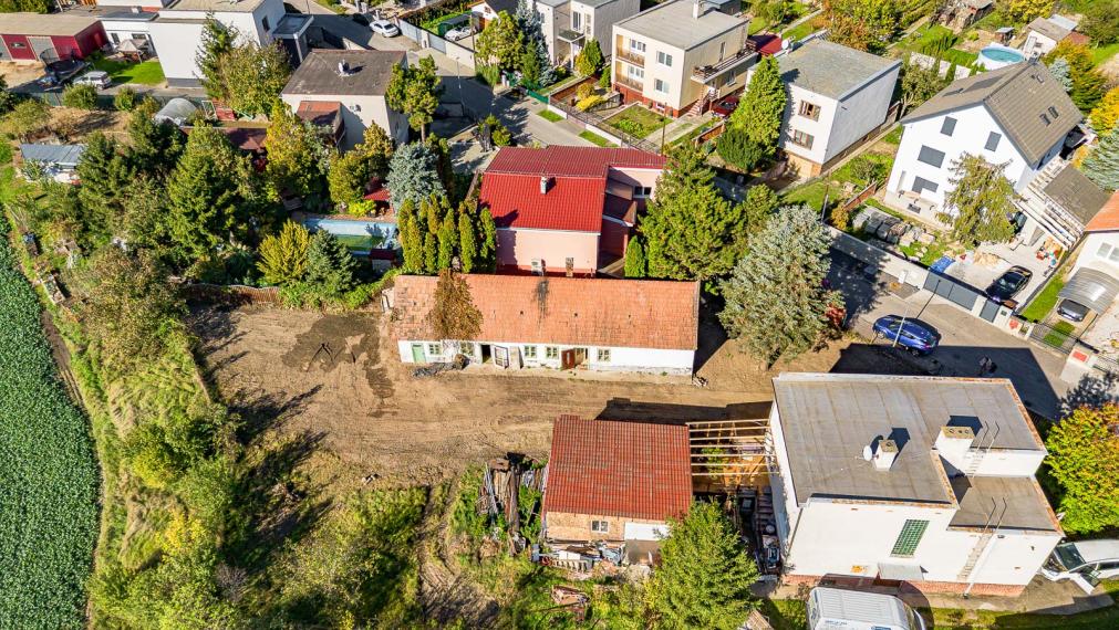 MOST PRI BRATISLAVE - STAVEBNÝ POZEMOK - 857m2