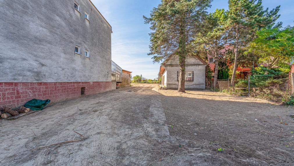 MOST PRI BRATISLAVE - STAVEBNÝ POZEMOK - 857m2