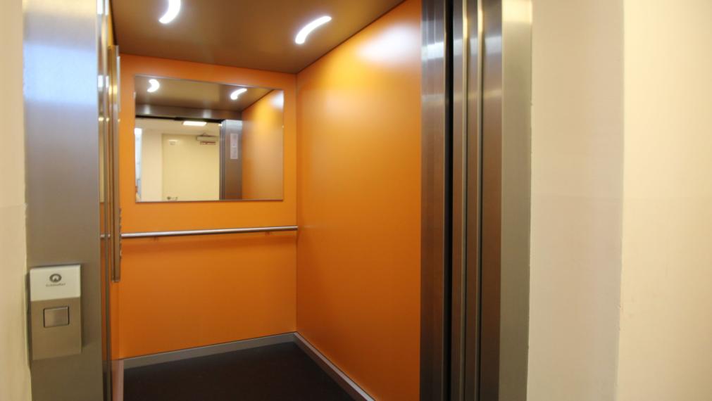 BYSTRICKÁ ul. - MODERNÝ 2i BYT S BALKÓNOM - PIVNICA - VONKAJŠIE PARKOVACIE MIESTO