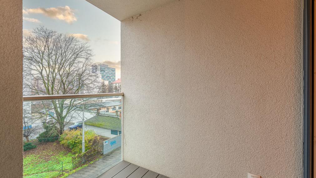 MODERNÉ BÝVANIE V NOVOSTAVBE SOFORA - V BLÍZKOSTI OC NIVY - PARKOVANIE V GARÁŽI