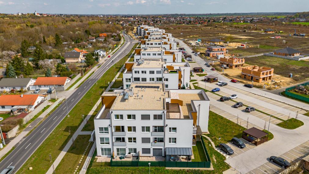 ÚPLNE NOVÝ MODERNÝ 1i BYT S PREDZÁHRADKOU - PIVNICA - PARKOVACIE MIESTO