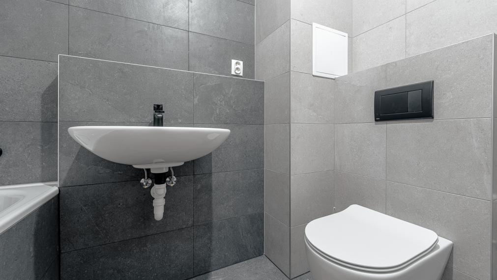 BERNOLÁKOVSKÁ ul. - IVANKA PRI DUNAJI - KRÁSNY NOVÝ 1i BYT S PREDZÁHRADKOU