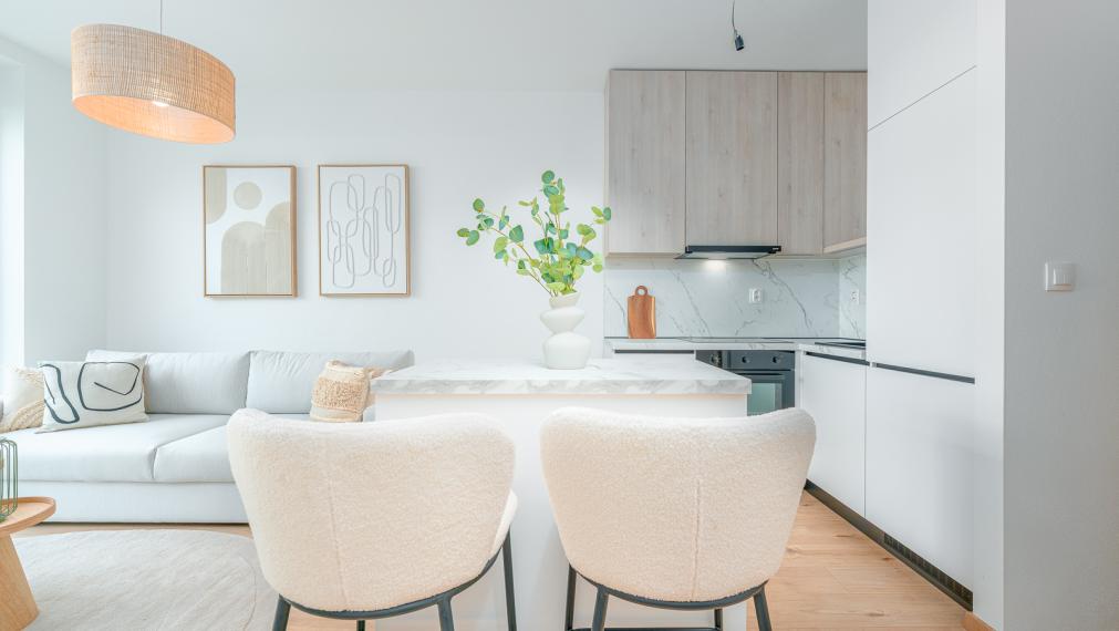 BERNOLÁKOVSKÁ ul. - IVANKA PRI DUNAJI - KRÁSNY NOVÝ 1i BYT S PREDZÁHRADKOU