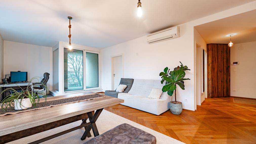 NOVOSTAVBA SOFORA - SLNEČNÝ 2i BYT S LOGGIOU A PIVNICOU - OTOČENÝ DO PARKU