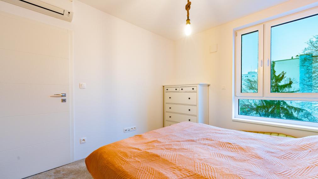 NOVOSTAVBA SOFORA - SLNEČNÝ 2i BYT S LOGGIOU A PIVNICOU - OTOČENÝ DO PARKU