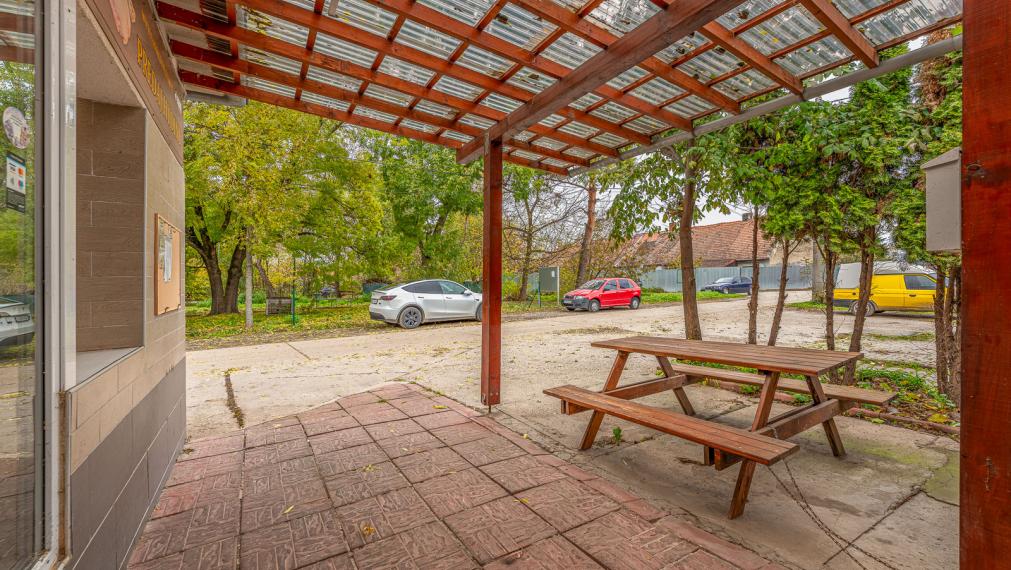 LÚČNY DVOR - INVESTIČNÝ STAVEBNÝ POZEMOK - 2495M2