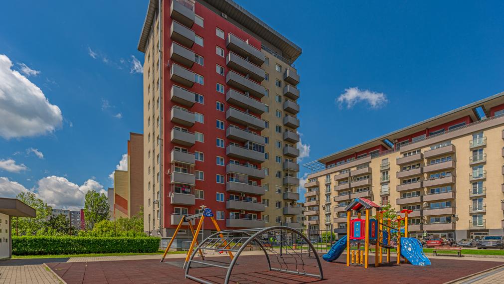 PLNOHODNOTNÝ 1i BYT S BALKÓNOM V NOVOSTAVBE - NEJEDLÉHO ul. - PARKOVANIE V GARÁŽI