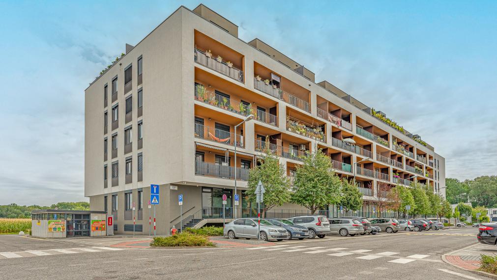 NOVOSTAVBA - SLNEČNICE - ZARIADENÝ 2i BYT S PARKOVANÍM - KLIMATIZÁCIA