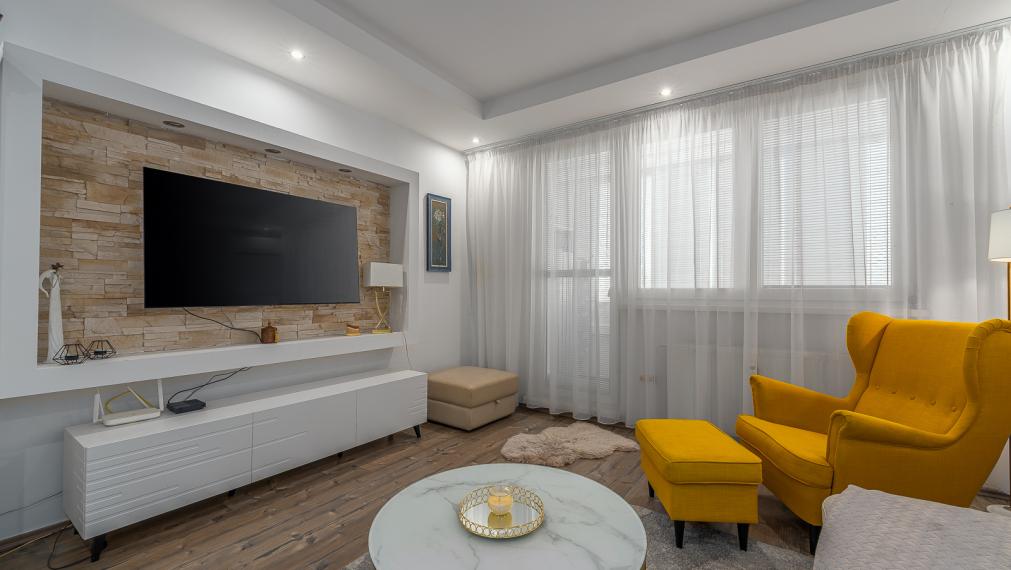 PODZÁHRADNÁ ul. - P. BISKUPICE - SLNEČNÝ 3i BYT - PIVNICA - LOGGIA