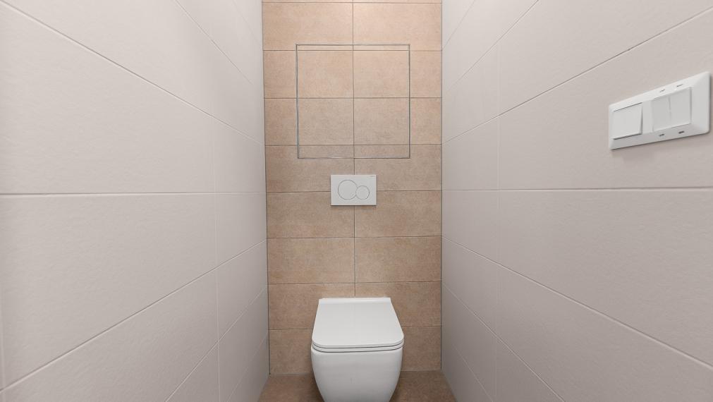 NOVOSTAVBA JARABINKY - MODERNÝ 2i BYT - 2x BALKÓN DO VNÚTROBLOKU - PIVNICA