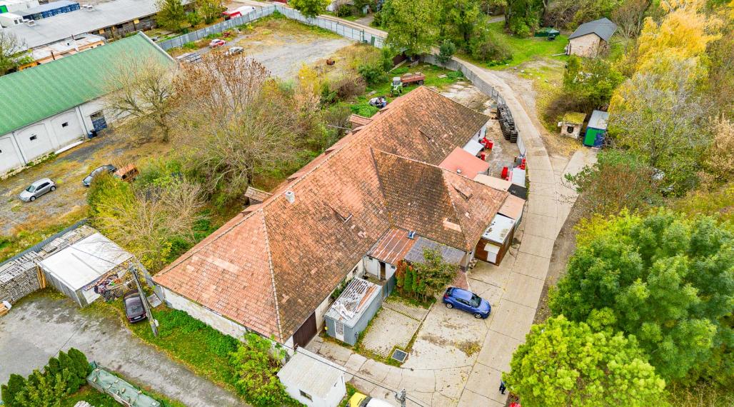 LÚČNY DVOR - INVESTIČNÝ STAVEBNÝ POZEMOK - 2 495 M2