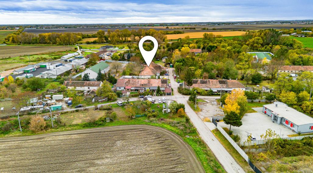 LÚČNY DVOR - INVESTIČNÝ STAVEBNÝ POZEMOK - 2495M2