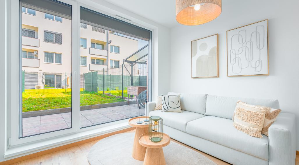 BERNOLÁKOVSKÁ ul. - IVANKA PRI DUNAJI - KRÁSNY NOVÝ 1i BYT S PREDZÁHRADKOU