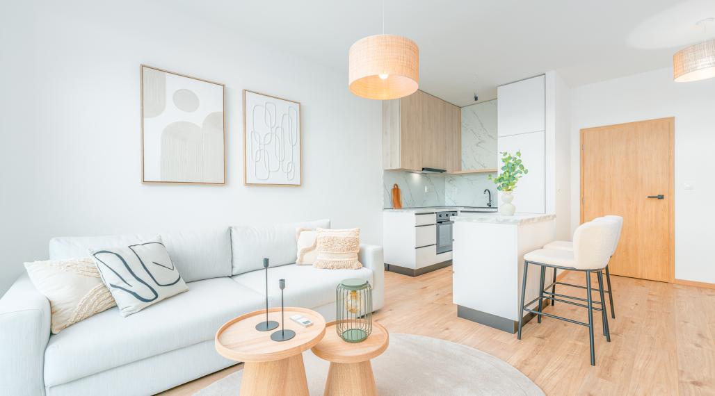 BERNOLÁKOVSKÁ ul. - IVANKA PRI DUNAJI - KRÁSNY NOVÝ 1i BYT S PREDZÁHRADKOU