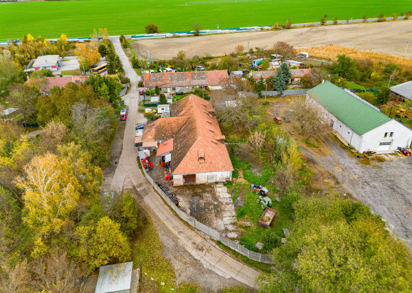 LÚČNY DVOR - INVESTIČNÝ STAVEBNÝ POZEMOK - 2495M2