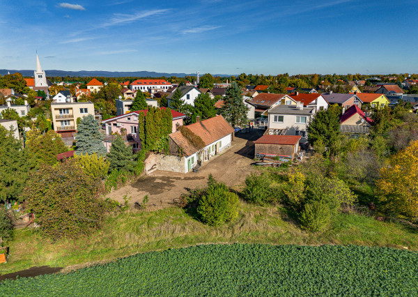 STAVEBNÝ POZEMOK - MOST PRI BRATISLAVE - 778M2